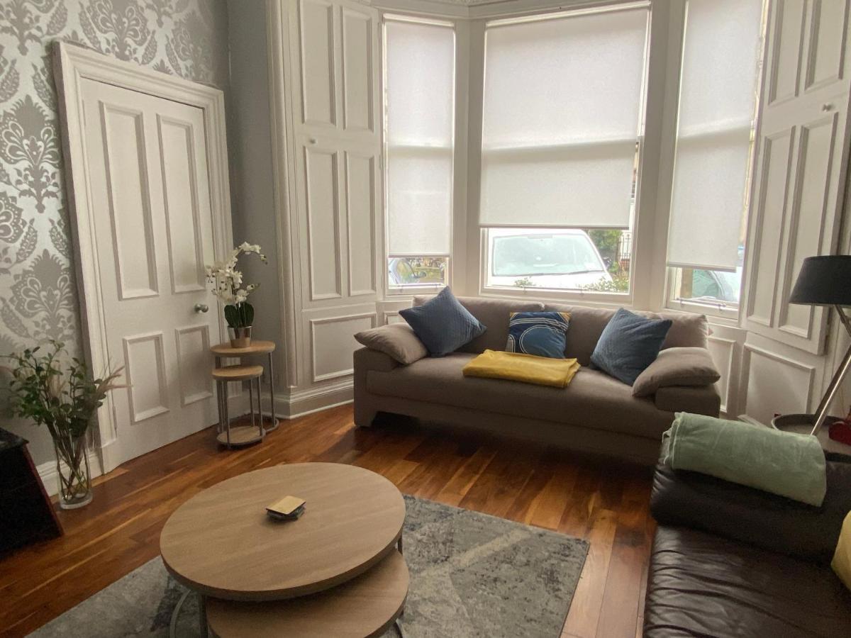Lovely main door 2 bed apartment EDI Buitenkant foto